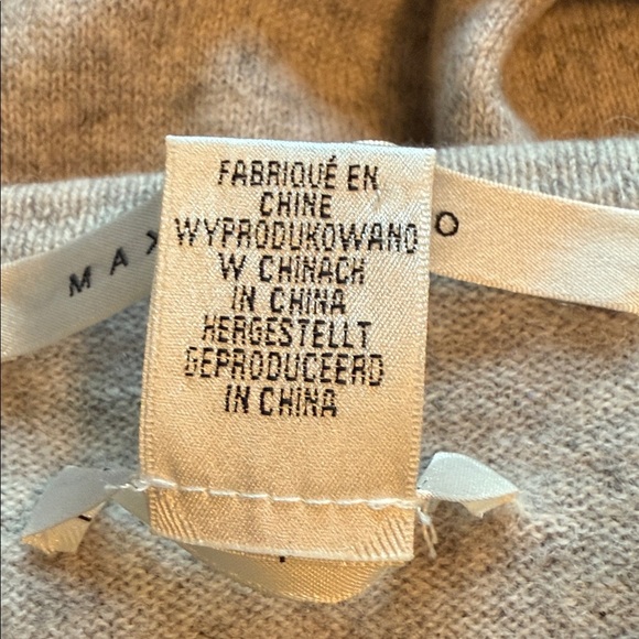 Max Studio - 2 Ply Gray Cashmere Sweater with Elbow Patches - size XL - Picture 4 of 4